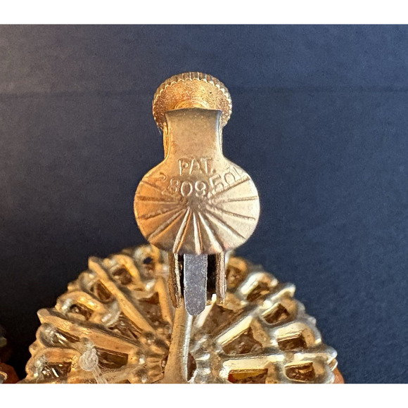 Vintage Vendome Orange Yellow Acrylic Round Adjustable Patented Clip On Earrings - Picture 7 of 8